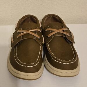New Sperry Brown Boat Shoes with Laces